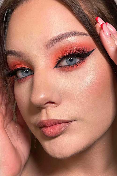 Coral eye makeup is one of the best eyeshadow colors for summer makeup looks
