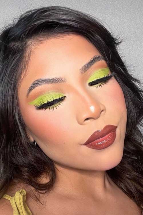 Lime Green Eyeshadow with natural lips