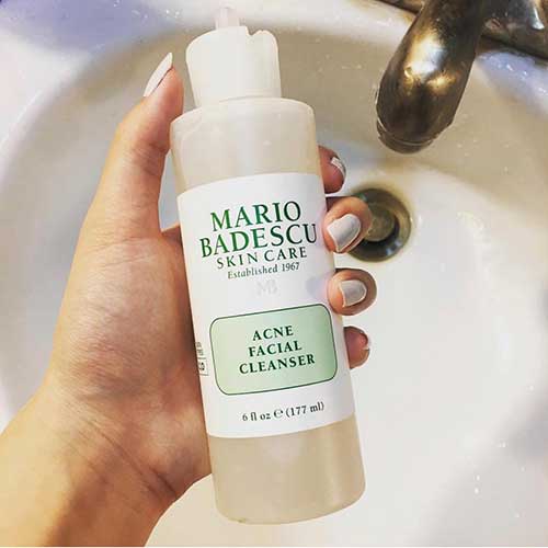 Mario Badescu Acne Facial Cleanser is a gel cleanser that's designed to help fight acne breakouts and prevent new ones