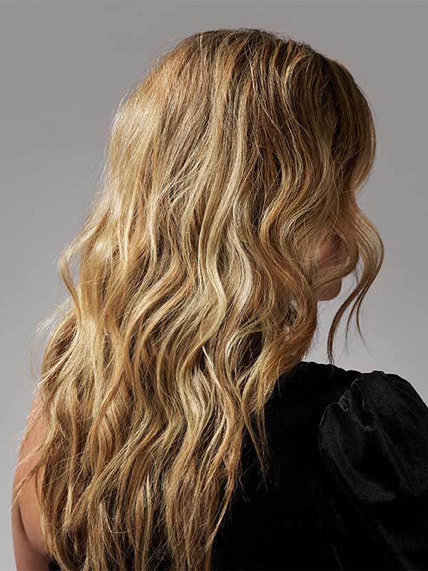 long textured hair using Oribe Dry Texturizing Spray