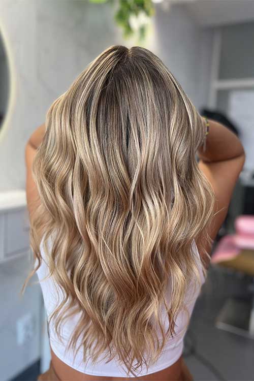 Golden blonde balayage hair color