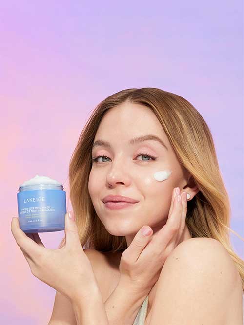 Laneige Water Sleeping Mask, a vital autumn skincare product, provides deep hydration and nourishment for the face overnight.