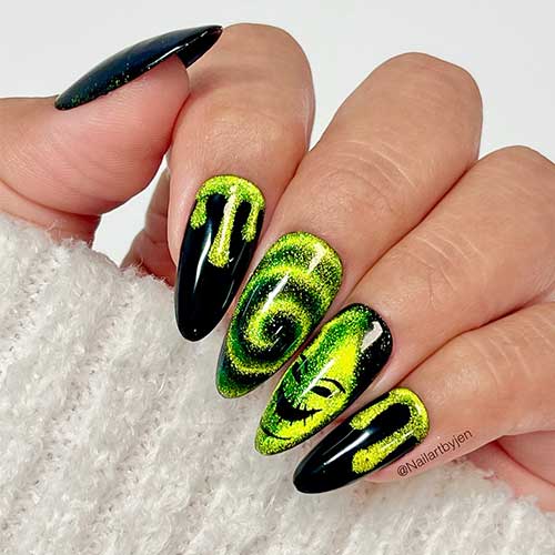 Oogie Boogie cat eye nails over a black base color.